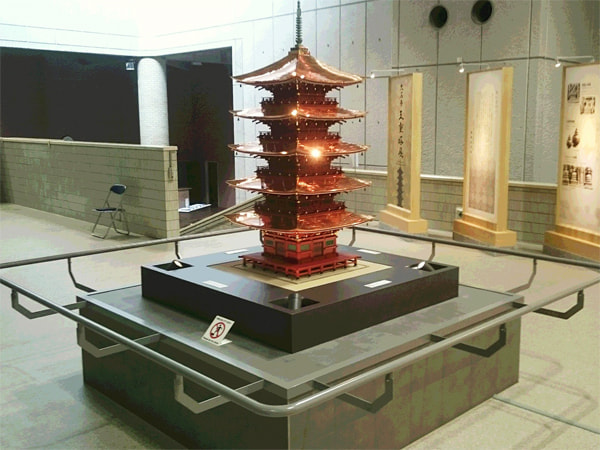 資料館展示スペースガード兼手摺