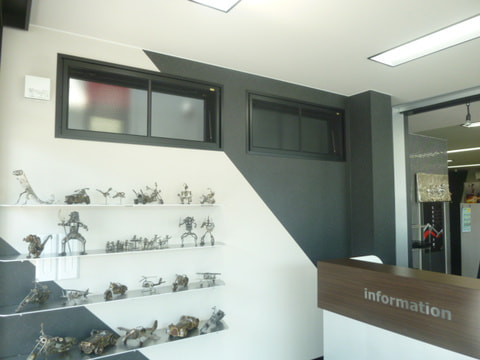 エントランスのメタルコレクションもご覧ください